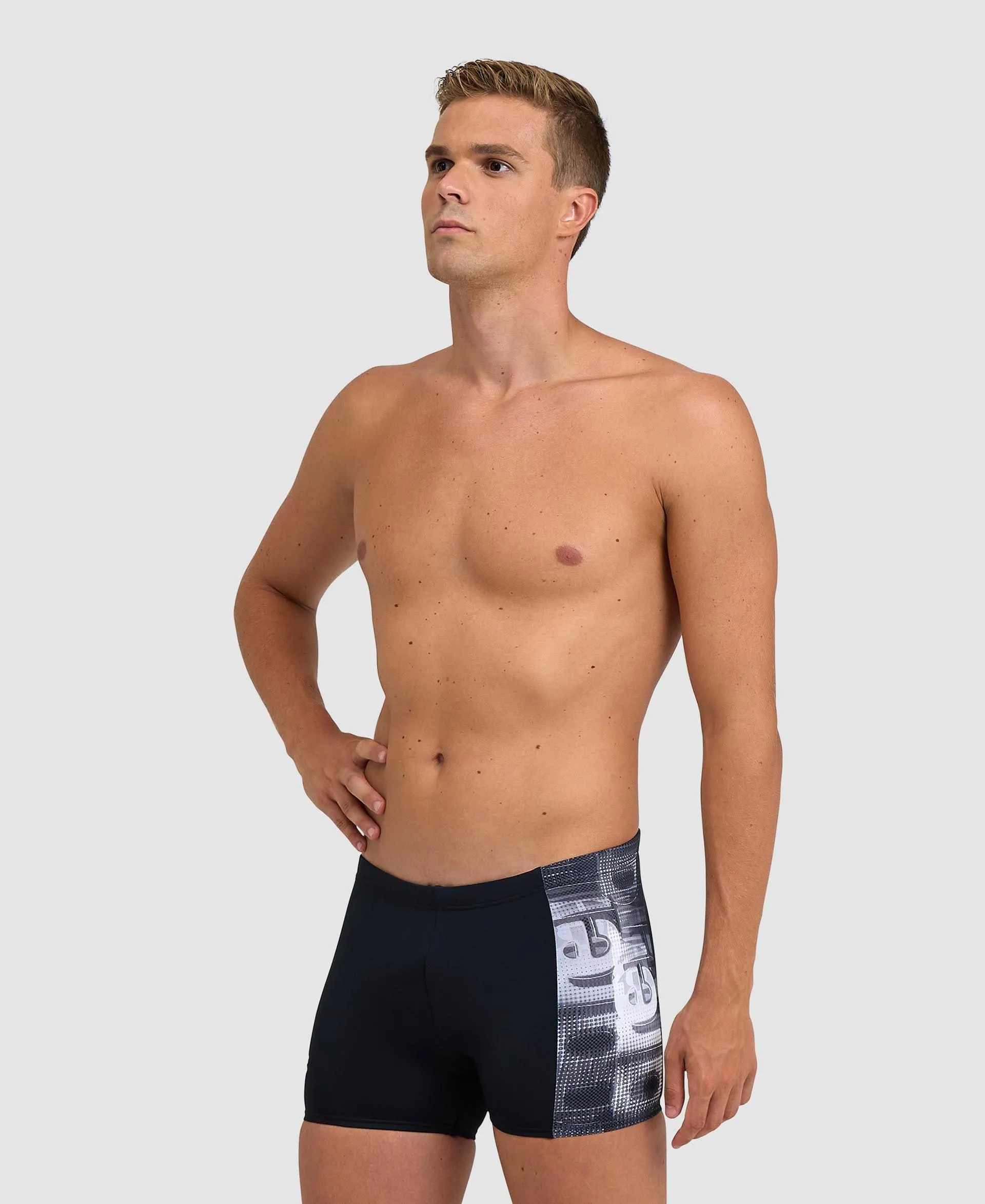 Shorts Hombre Estampado Superpuesto