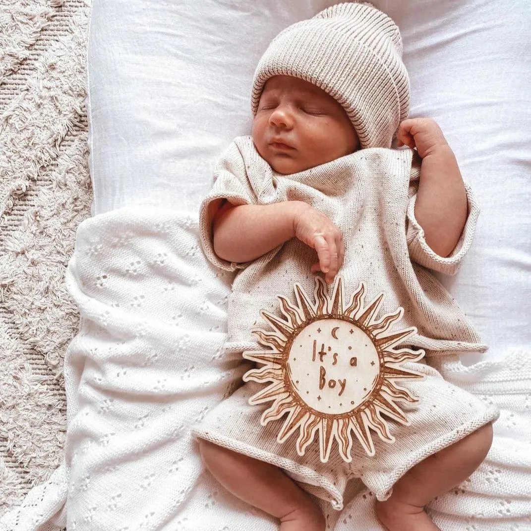 Announcement Plaque Gender Reveal- It's a boy/It's a girl (Sun)