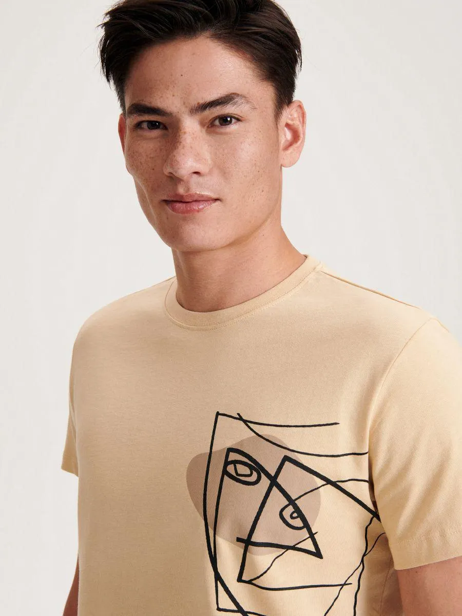 Camiseta regular fit con estampado