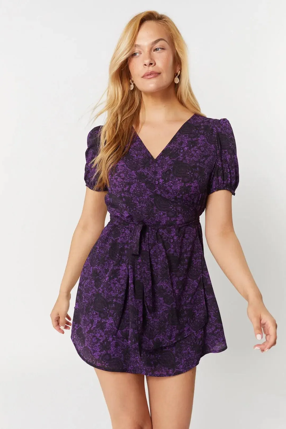 Alie | Robe portefeuille mauve fleurie