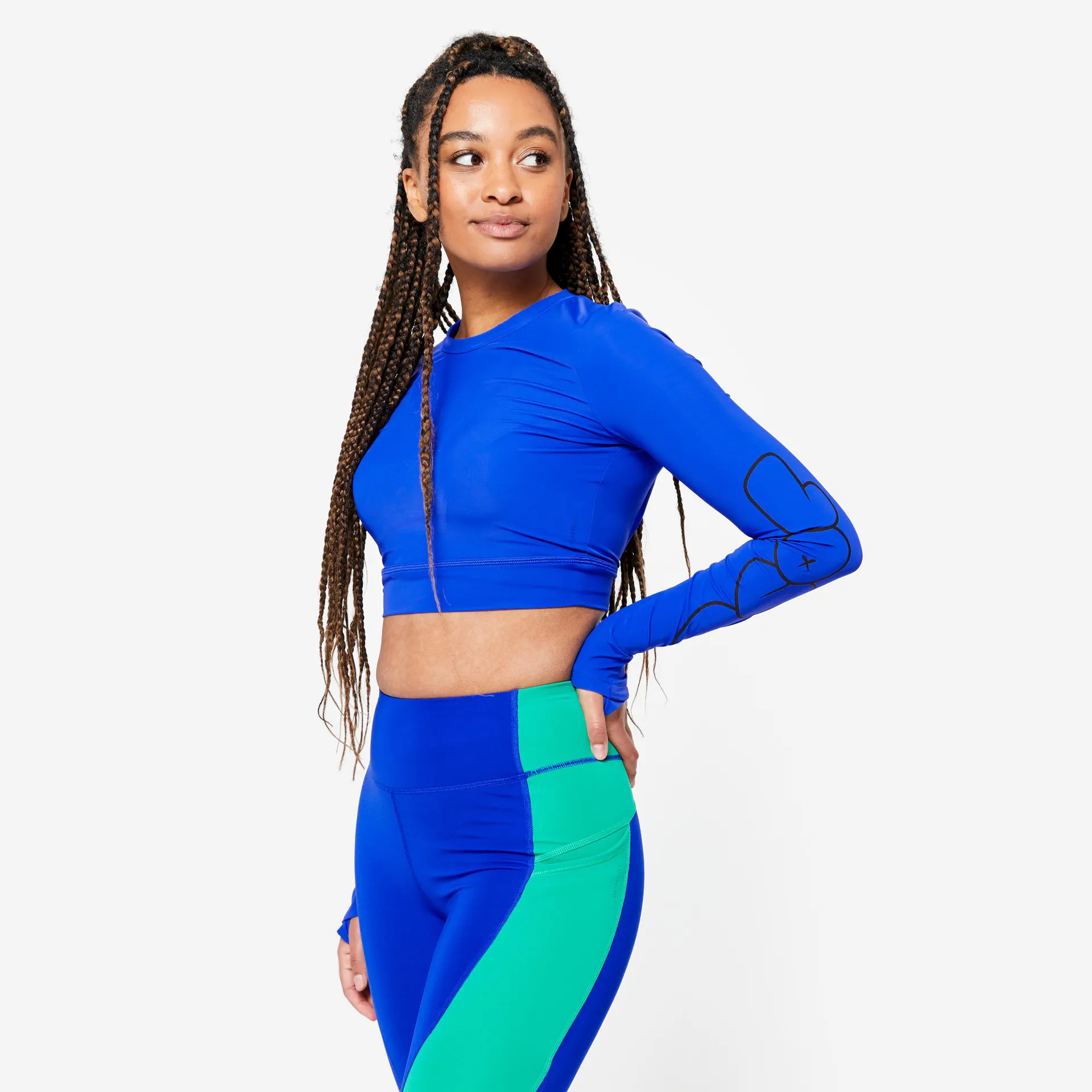 T-shirt court de fitness respirant à manches longues femme – 520