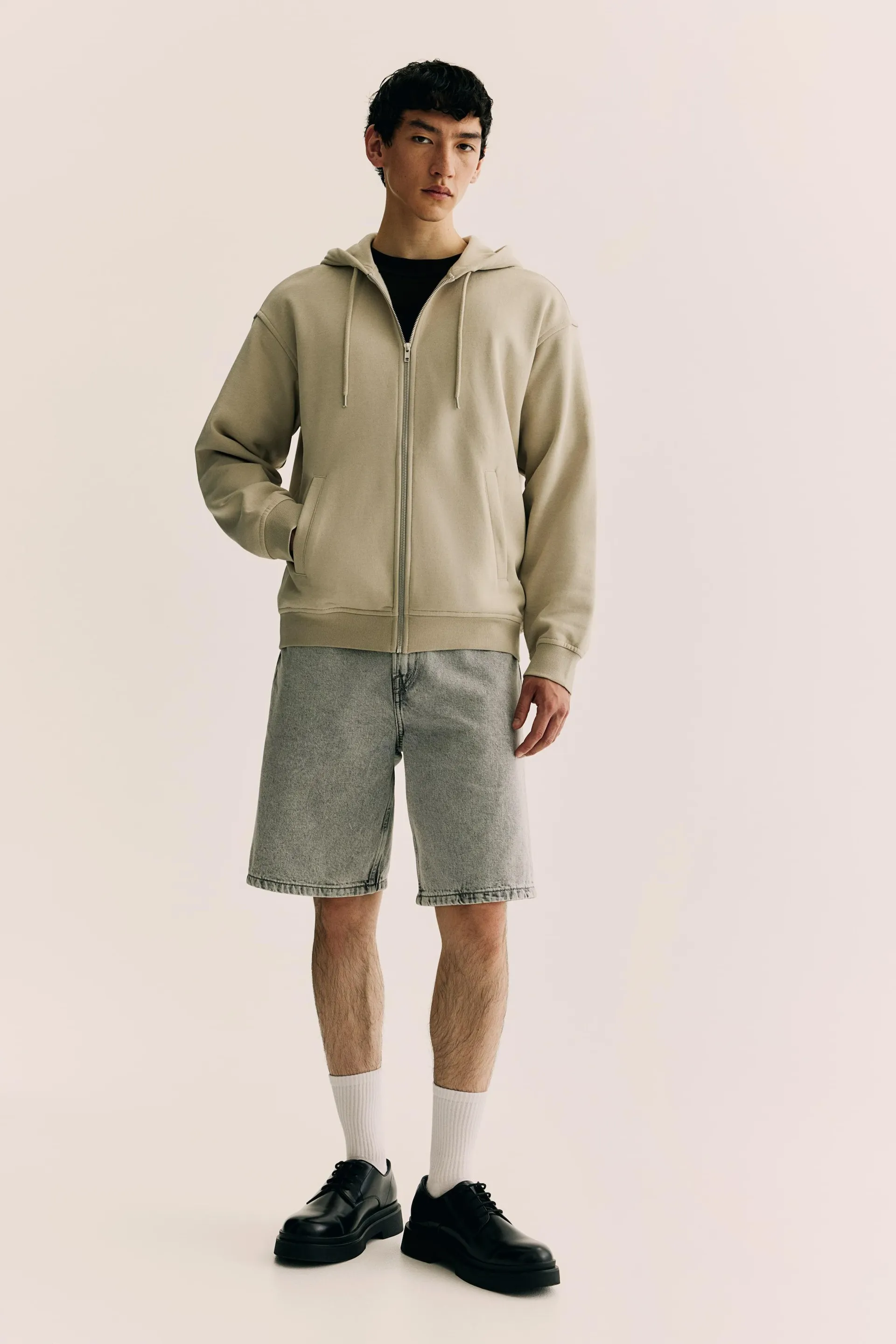 Veste à glissière Coupe Flottante avec capuchon