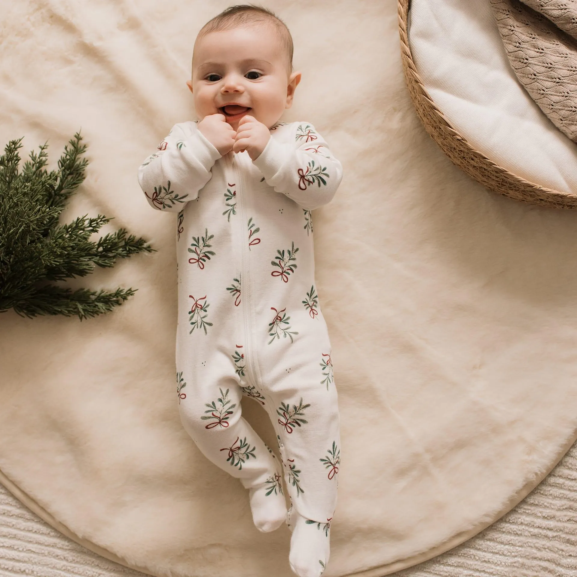 Mistletoe Pajamas 0-24m