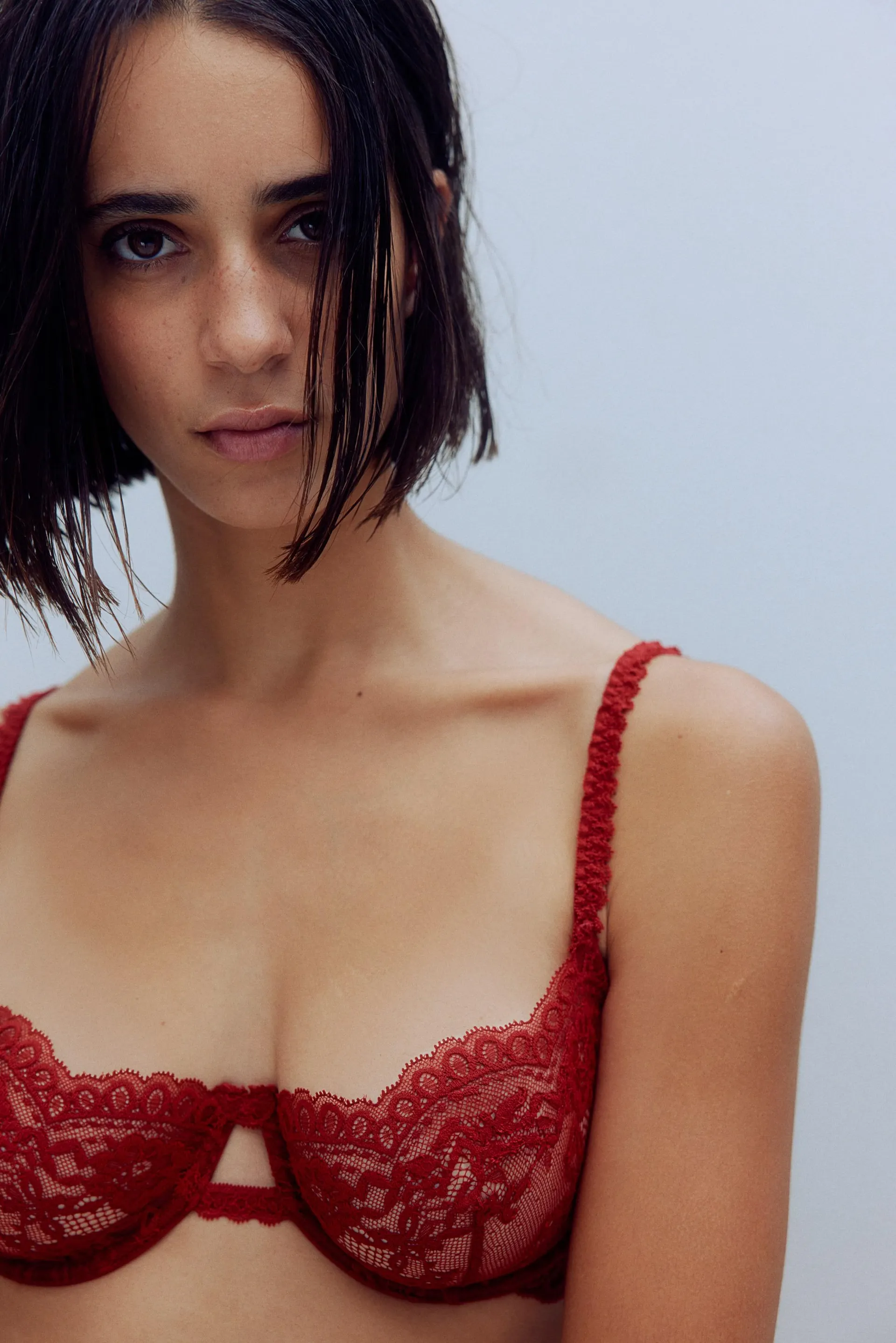 Soutien-gorge balconnet en dentelle