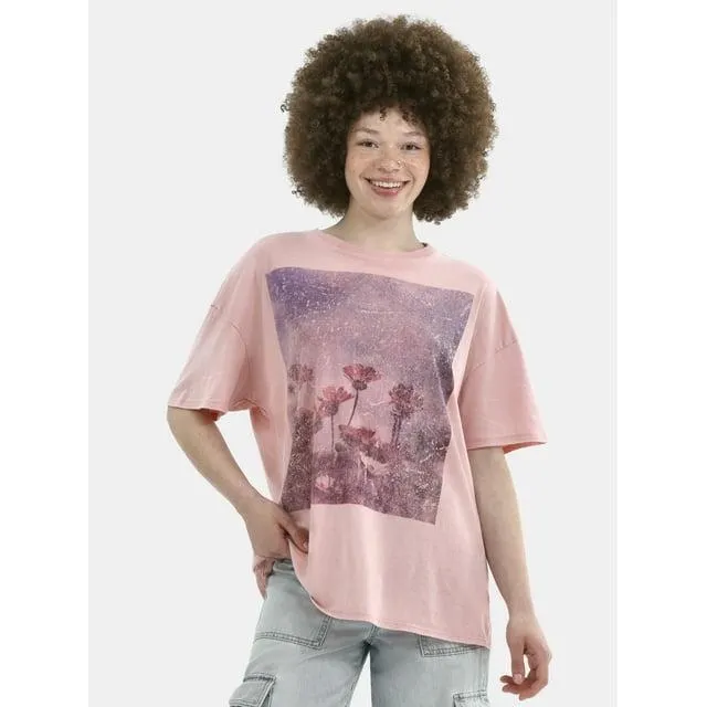 No Boundaries Washed Graphic Boyfriend Tee, Women's