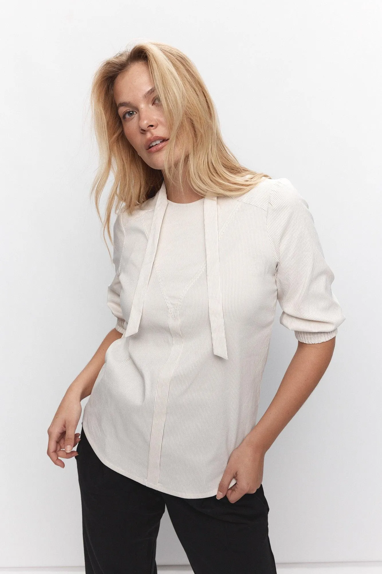 Chemise beige à rayures ganses au col | Malcom