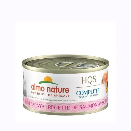 Nourriture humide pour chats, saumon avec papaye en sauce