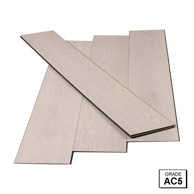 Plancher stratifié 8 mm Chêne brumeux