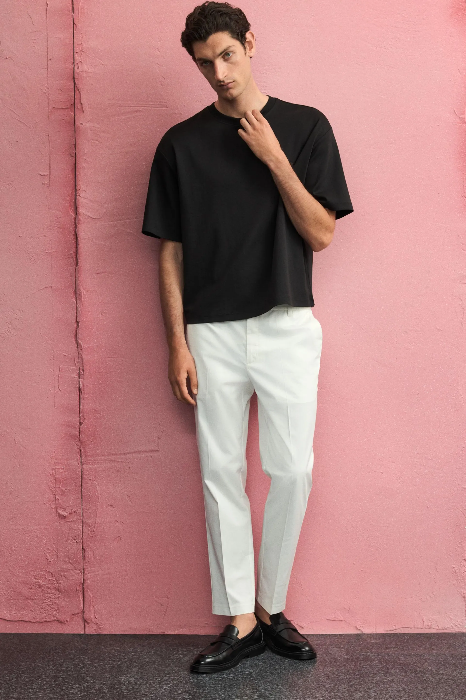 Pantalon court près du corps