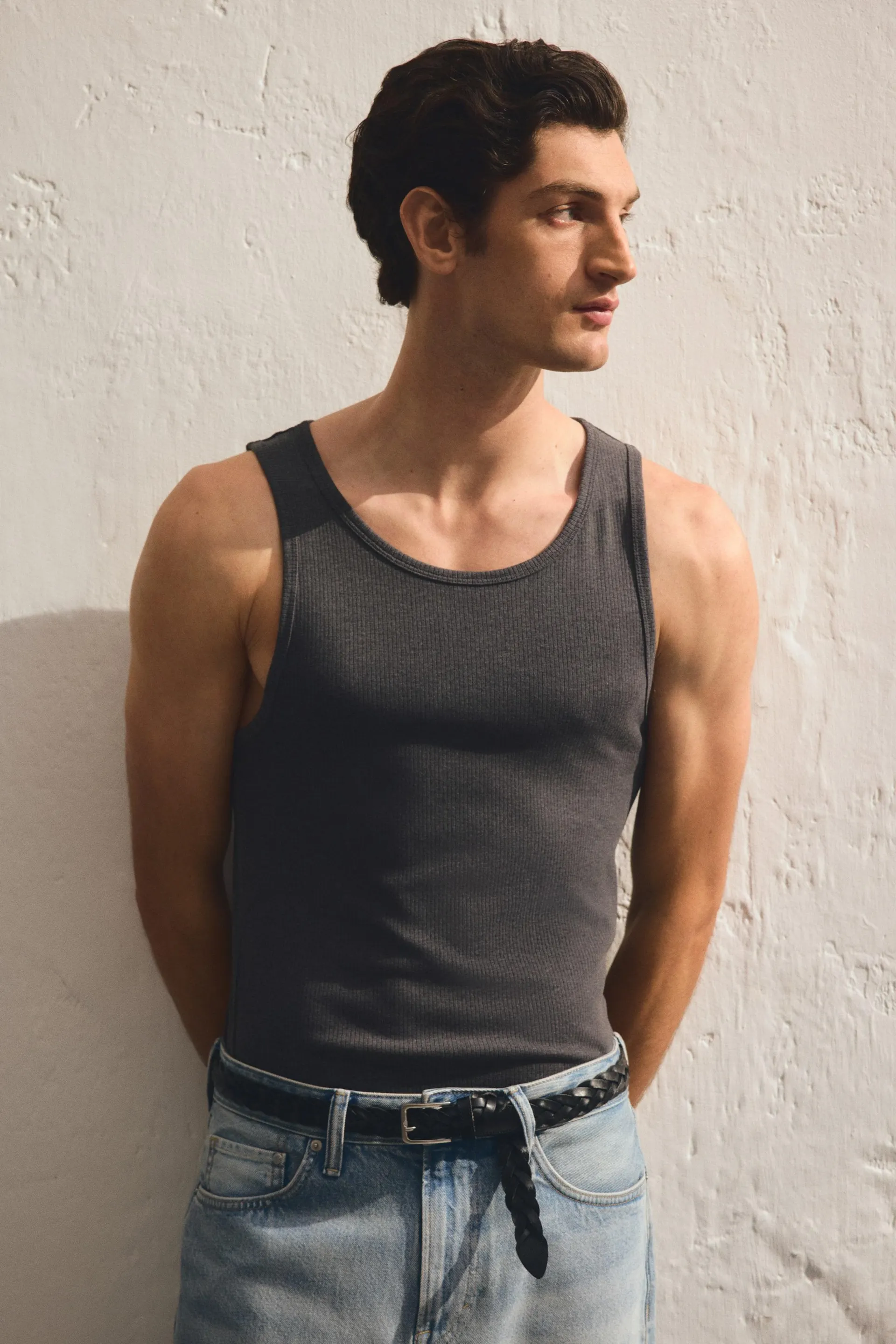 Camisole côtelée près du corps