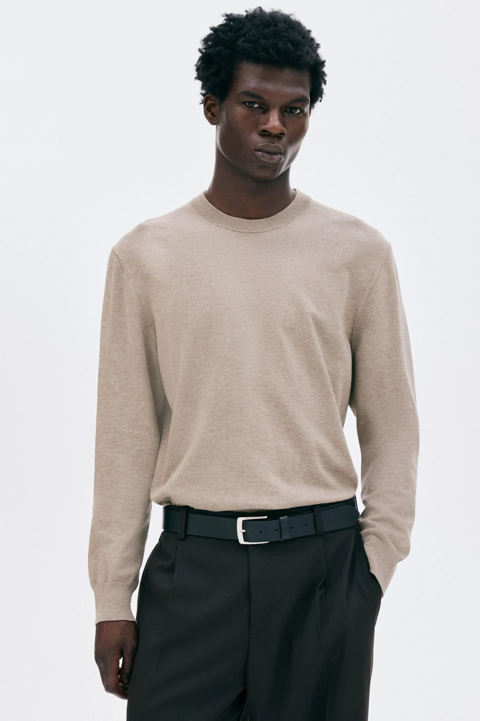 Chandail classique en tricot fin