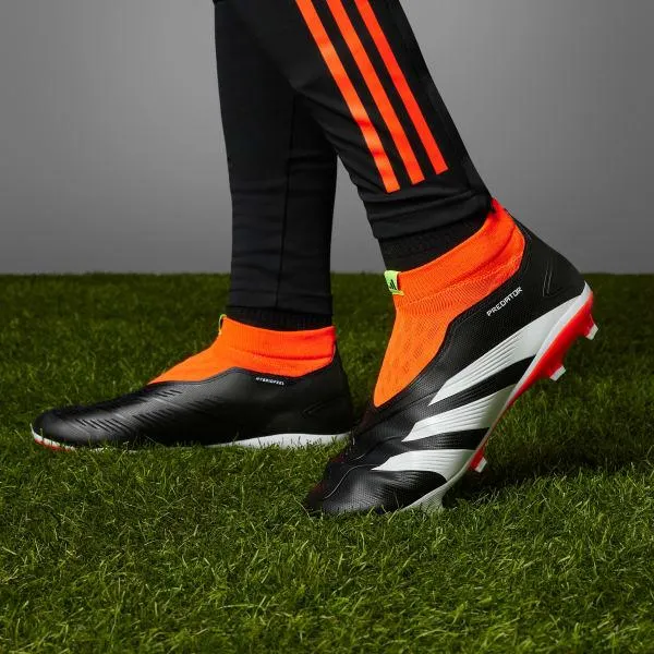 Predator League Laceless Firm Ground Football Boots
