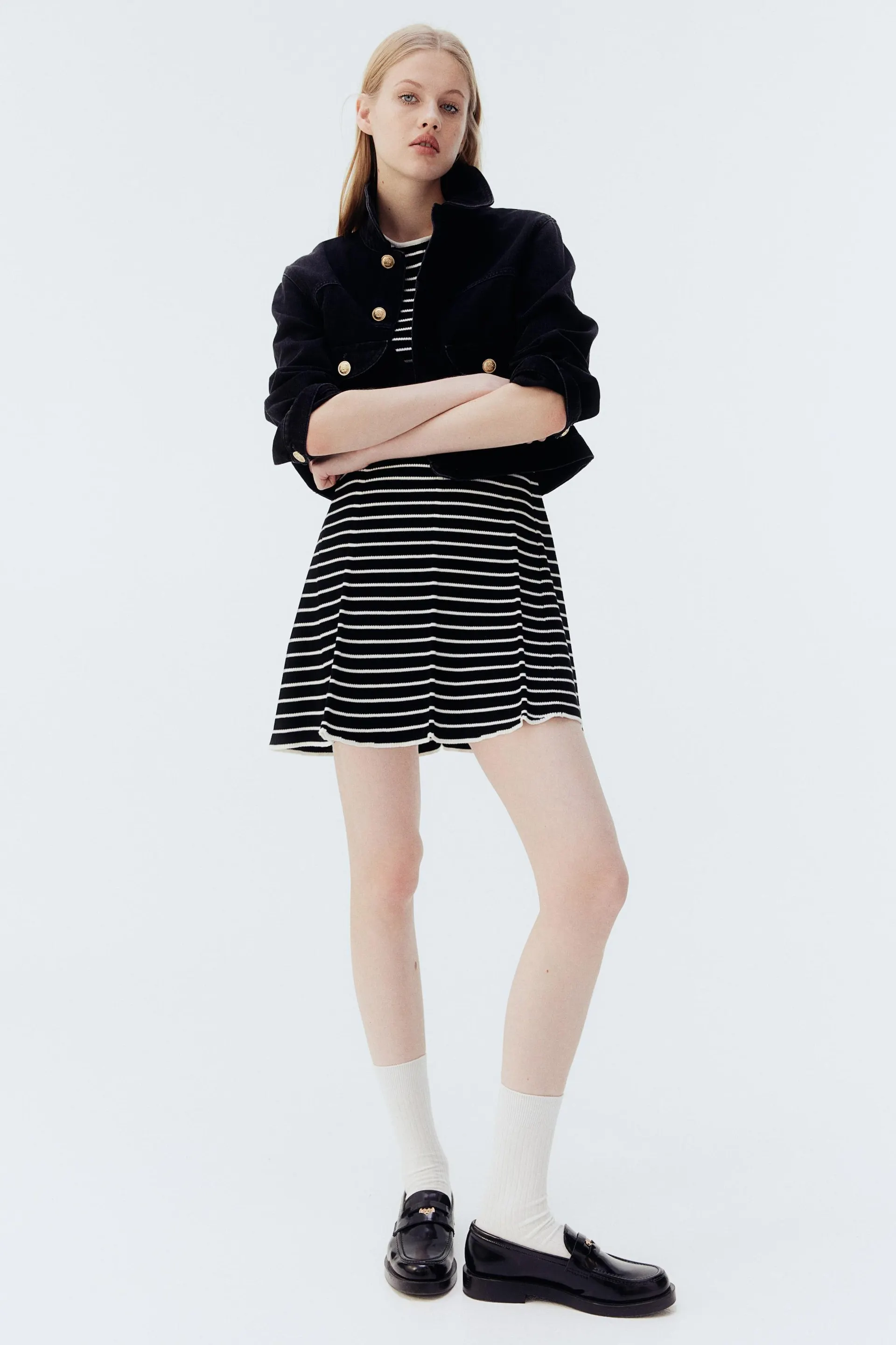 Robe en tricot côtelé avec jupe évasée