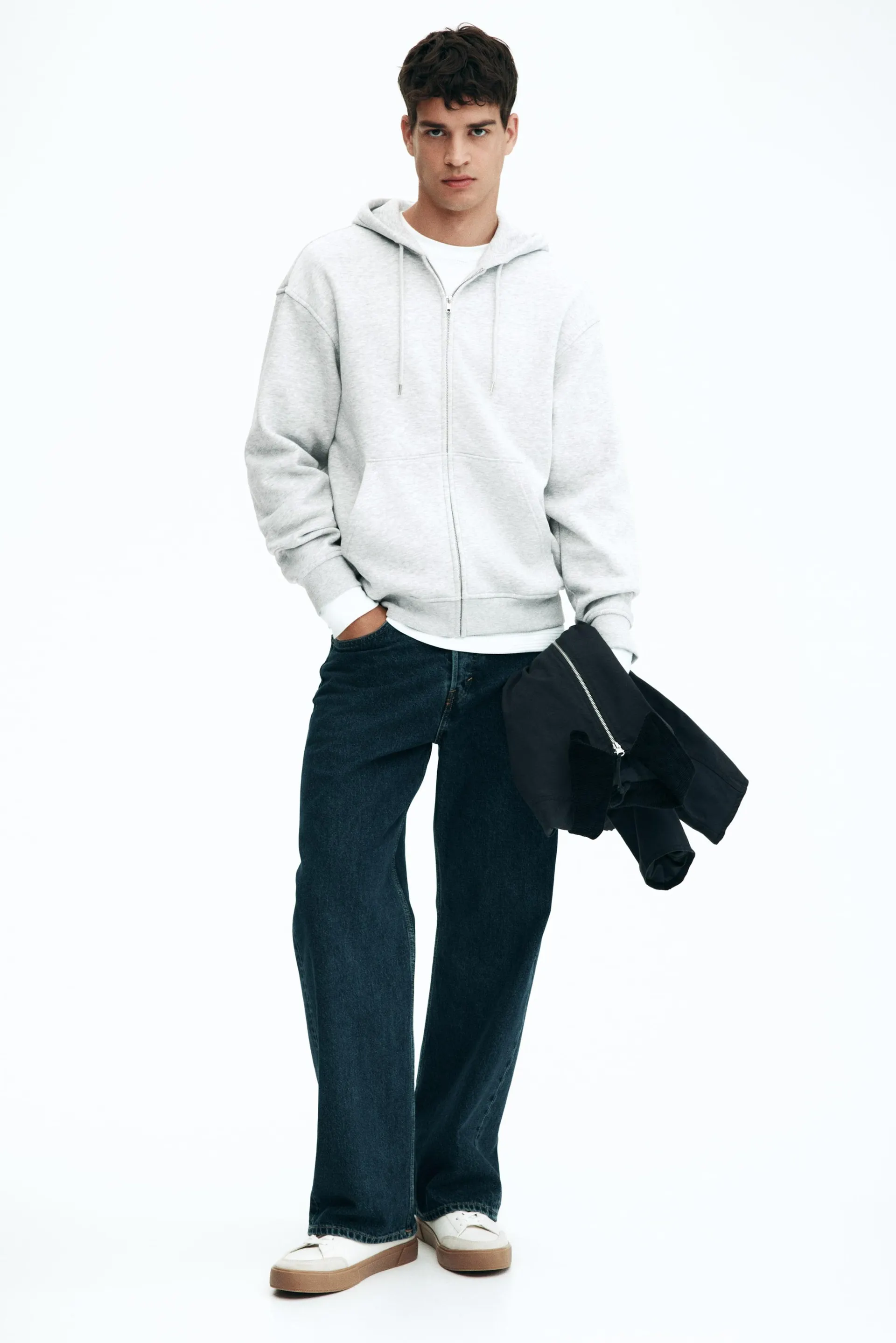 Veste à fermeture éclair ample à capuche