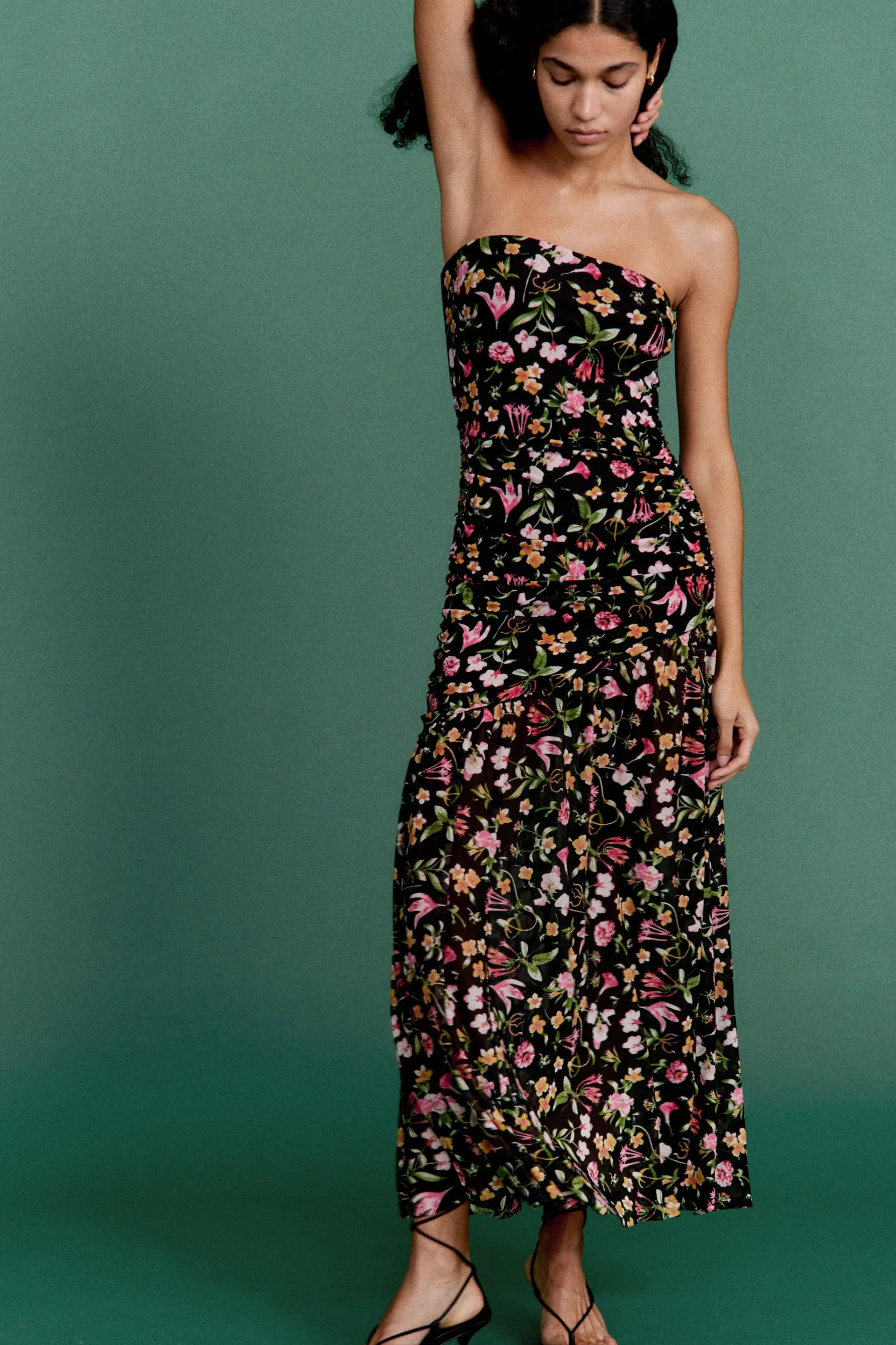 Robe bustier à effet drapé