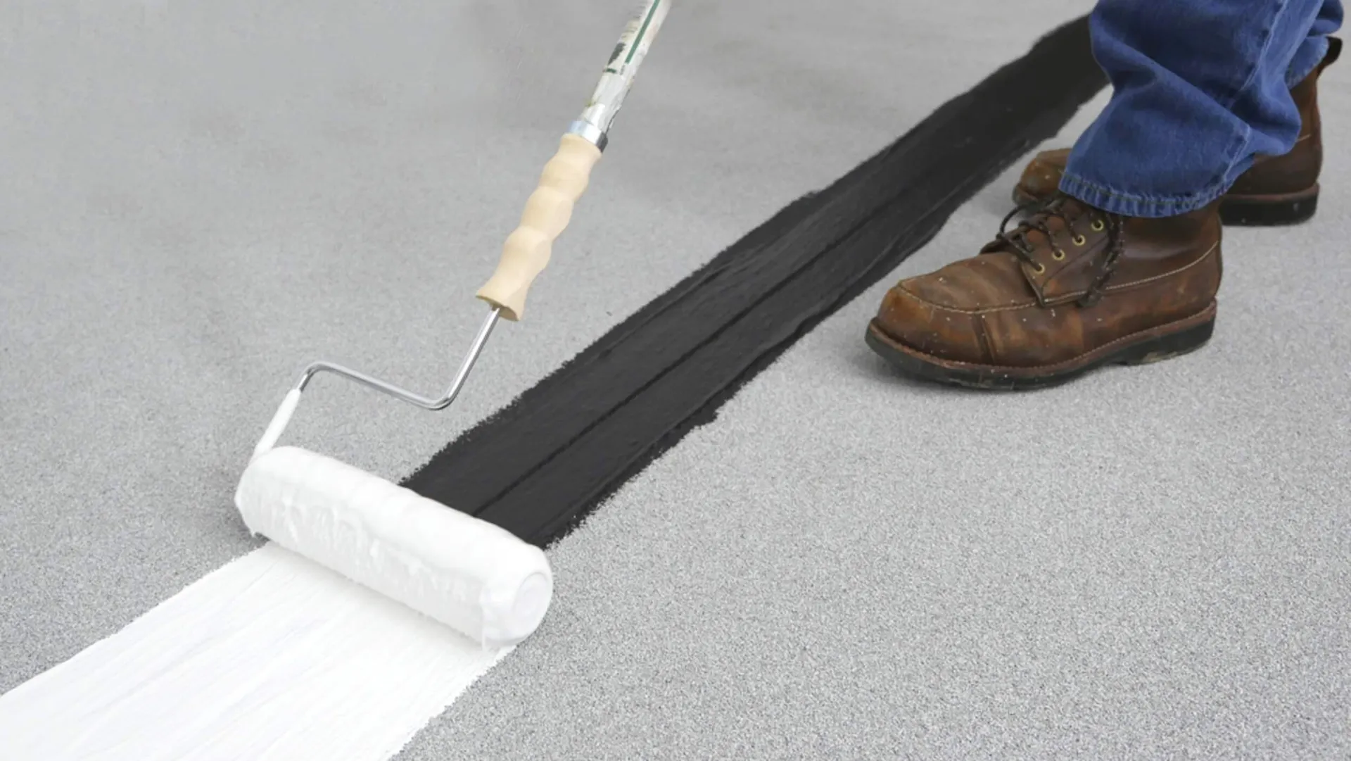 Revêtement élastomère de toit Rust-Oleum LeakSeal, scellant résistant aux intempéries, blanc, 3,78 L