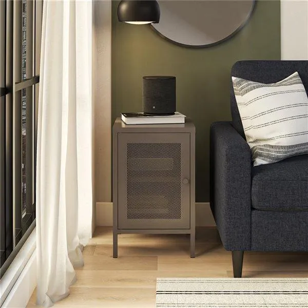 Table d’appoint en métal graphite Sunset District Systembuild Evolution à porte en treillis, 15 l. x 16 p. x 24 h.