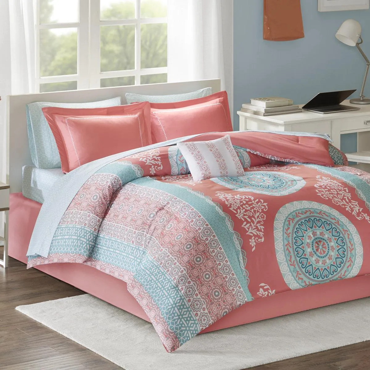 Loretta Bohemian Medallion Reversible Comforter Set with Bed Sheets