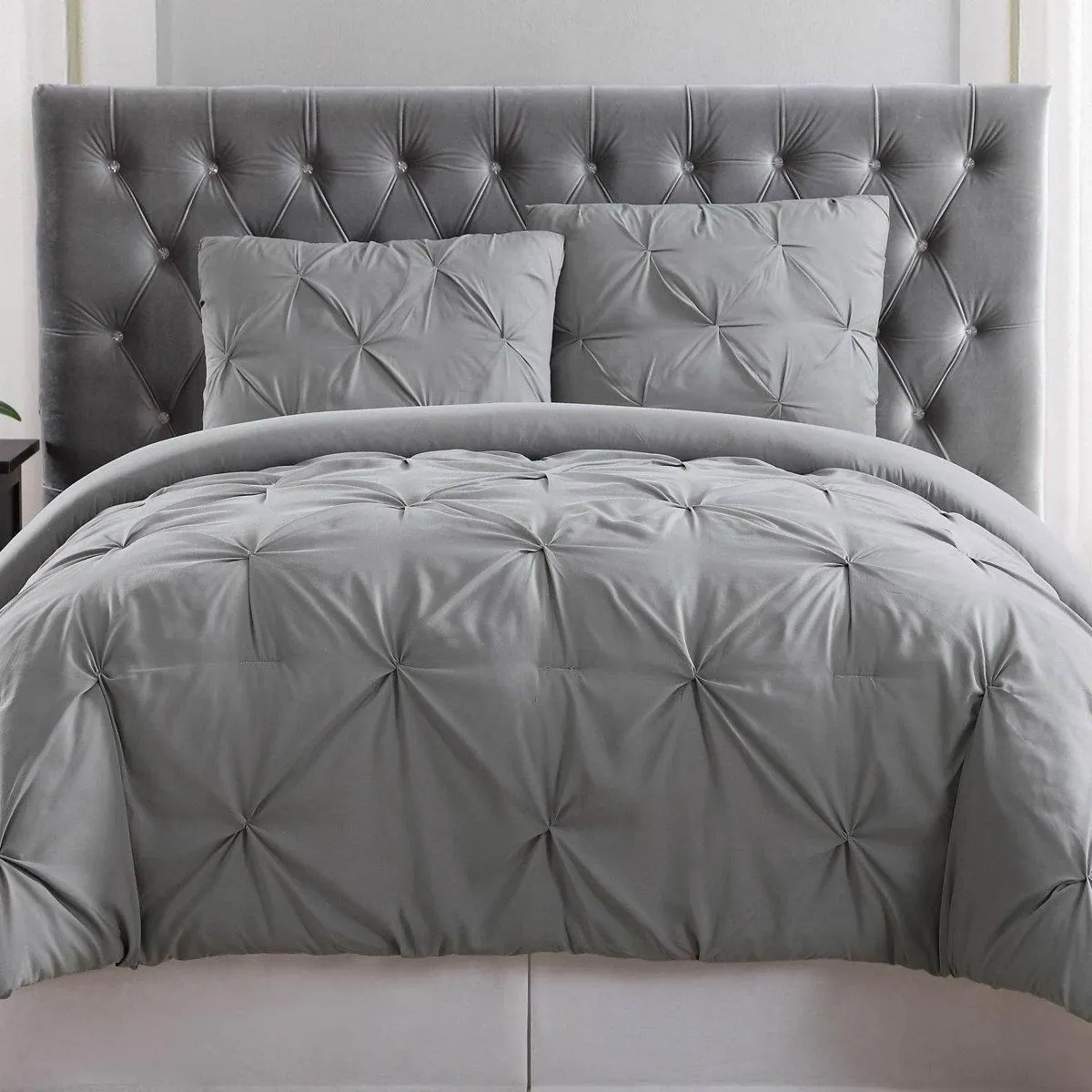 Solid Modern & Contemporary Solid Colour Comforter Set