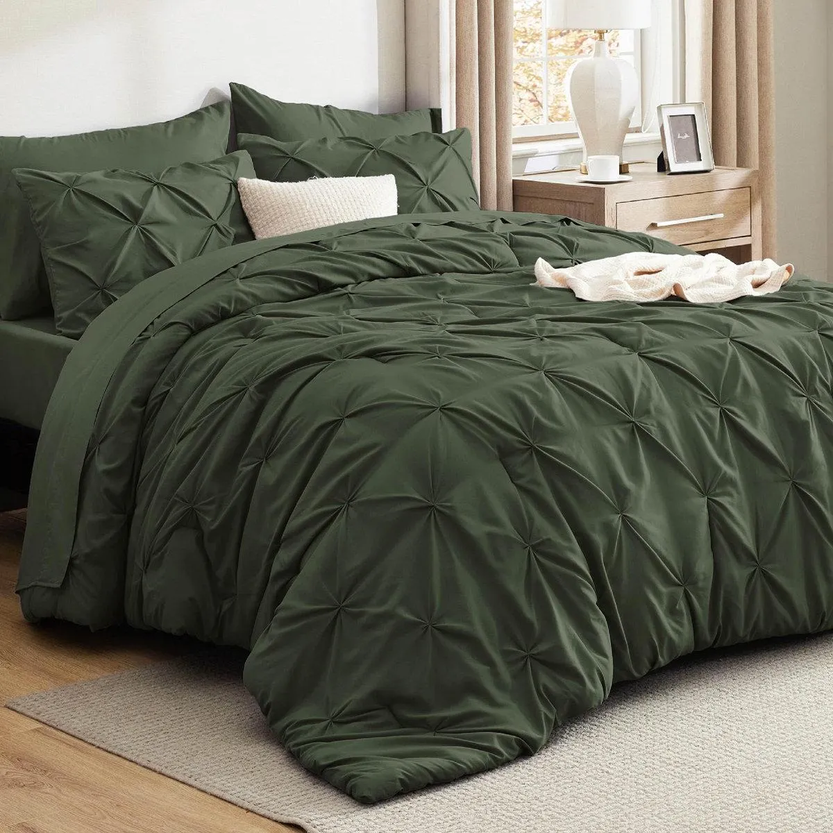 Bedsure Pintuck Pinch Pleat Bed-in-a-Bag (Set of 5 or 7) 89GSM