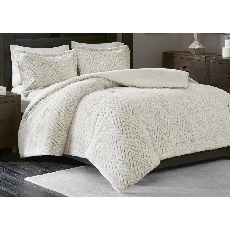 Adelyn Ultra Plush Down Alternative Comforter Set