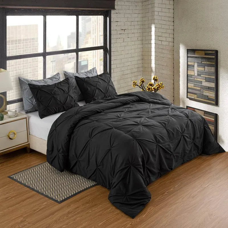 Polyester Geometric Shapes Comforter Set
