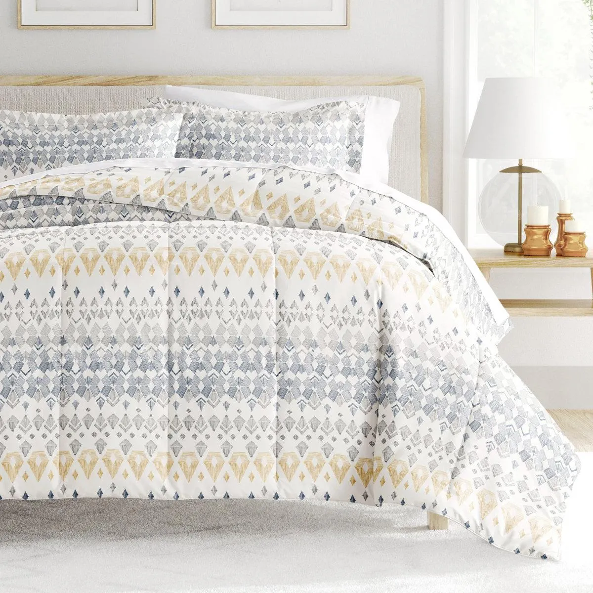 Southwestern All Season Down-Alternative Comforter Set in Mayan Stamp