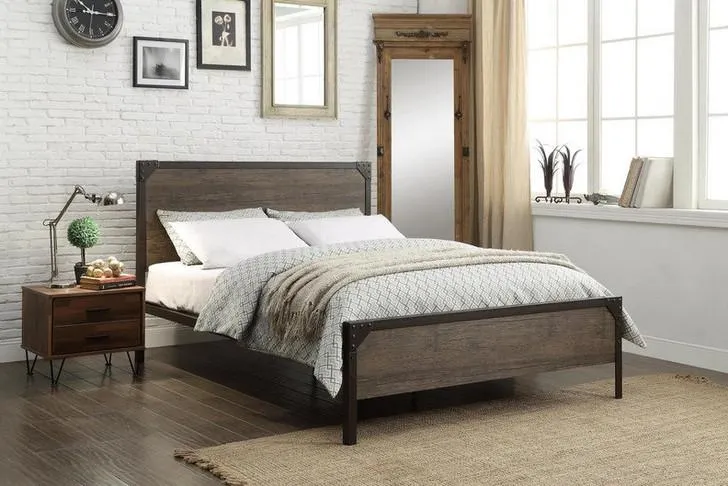 Alpine Wood & Metal Bed