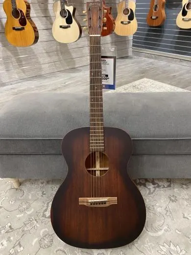 Martin Guitars - 000-15M SM