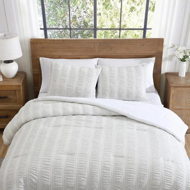 Aria Seersucker Stripe Cotton-Rich Comforter Set