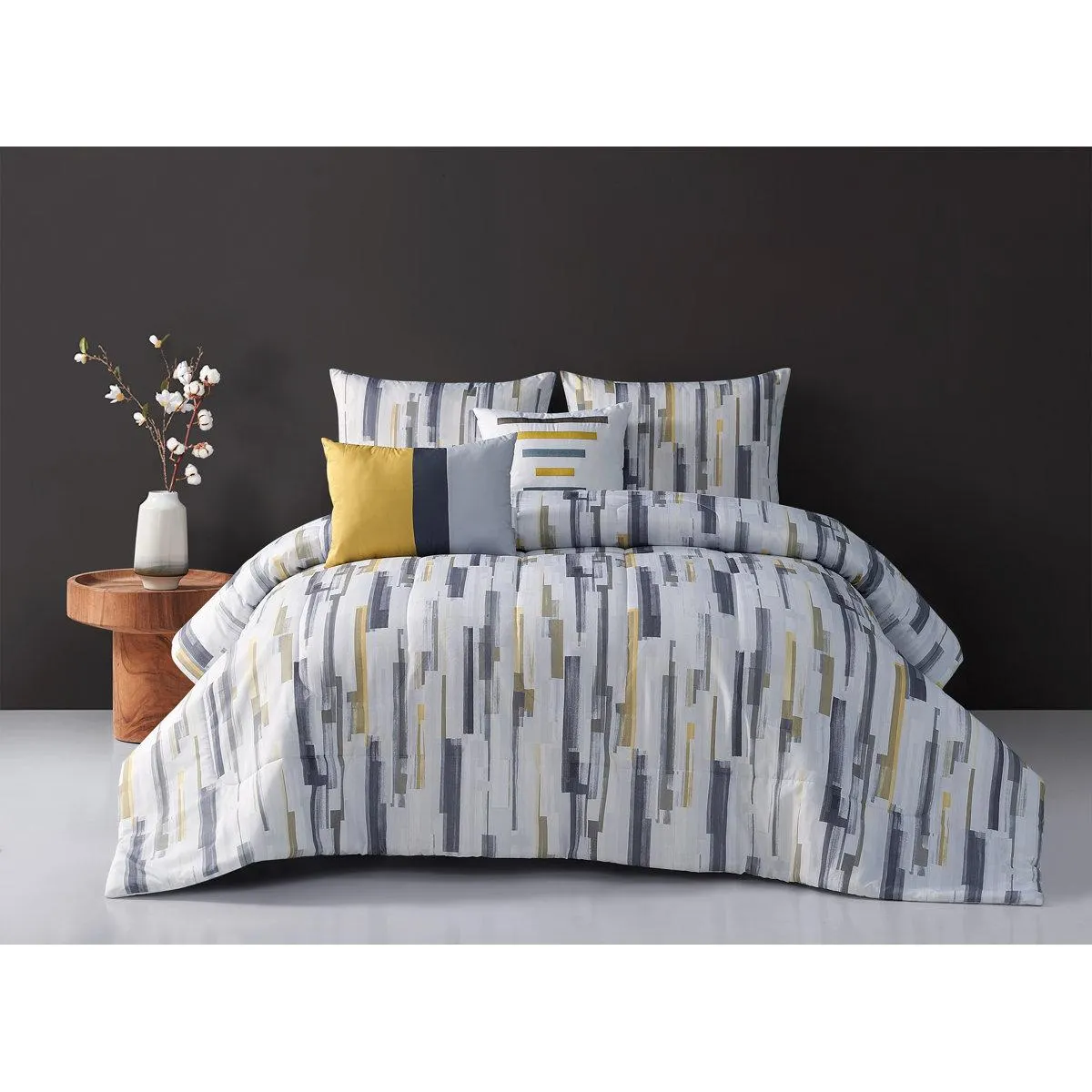 Gujral Abstract Comforter Set (Set of 5)