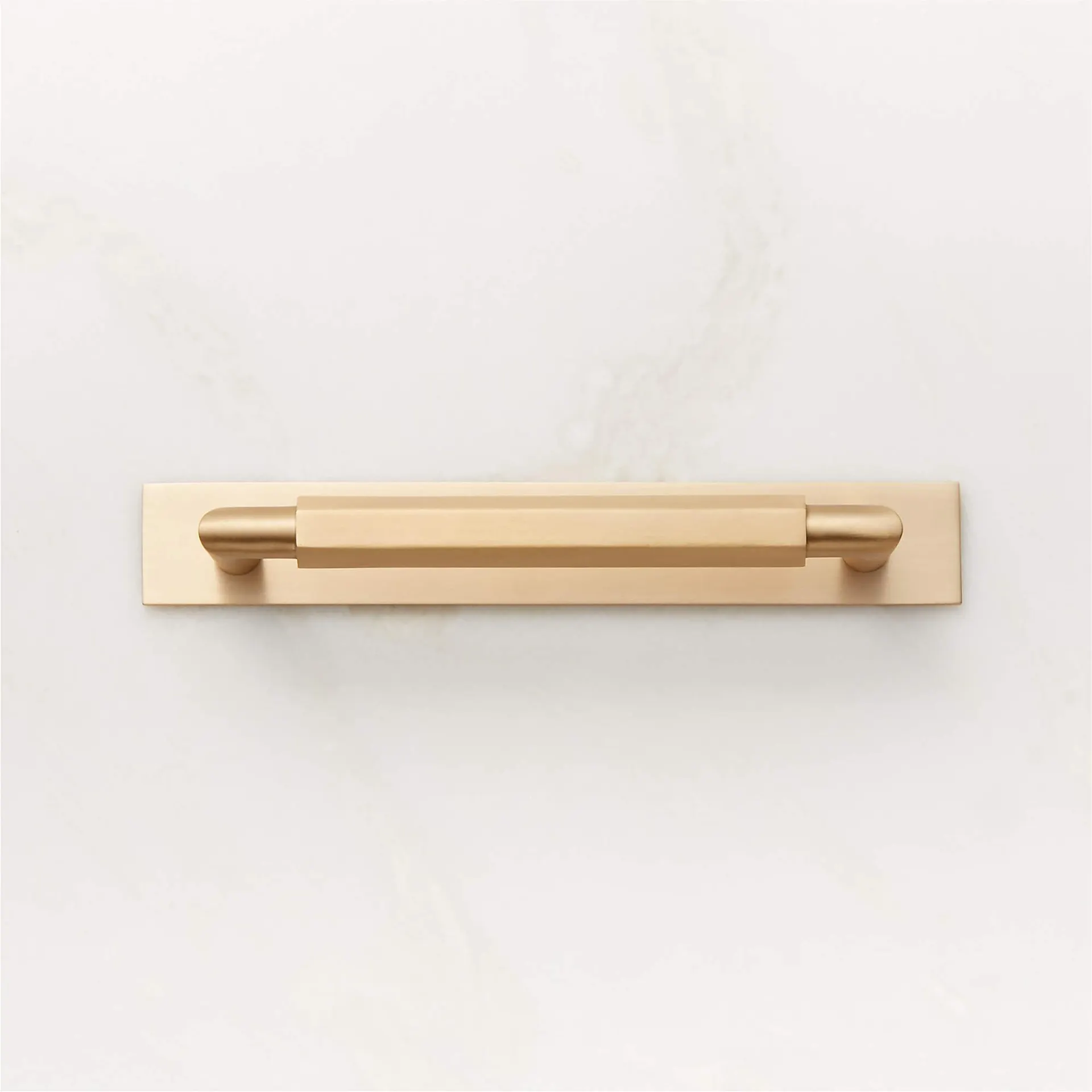 Lavau Brushed Brass Cabinet Handle with Backplate 5"