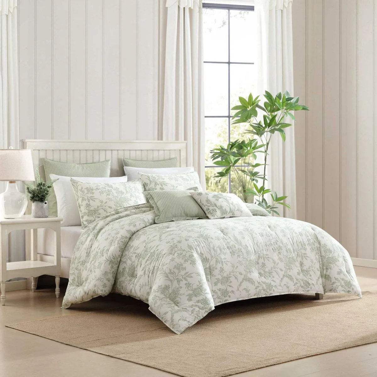 Laura Ashley Natalie Green Floral Cotton Comforter Bonus Set