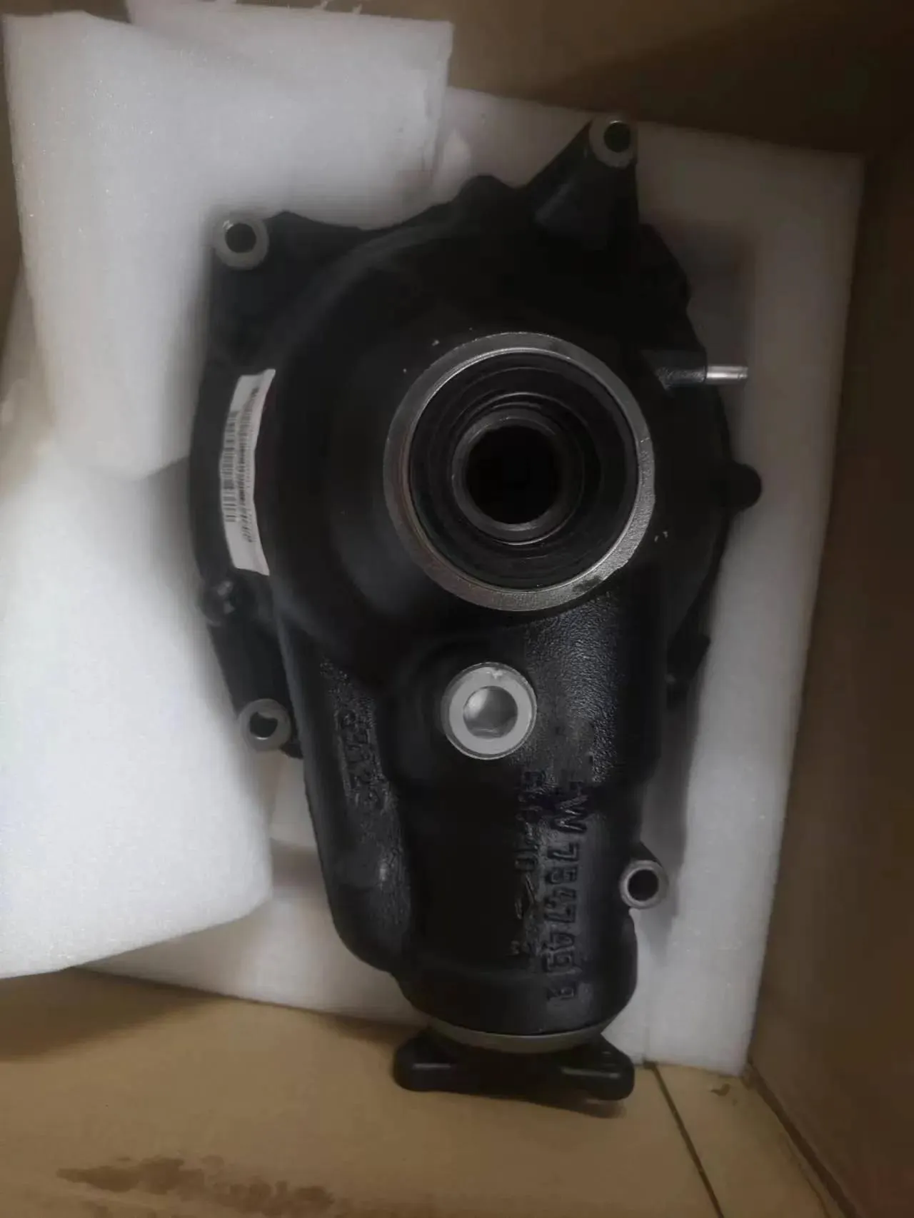 Suitable for BMW X5 E53 1999-2006 front differential Exch-front differential 31507512915 31507512914 31507508528 31507523044