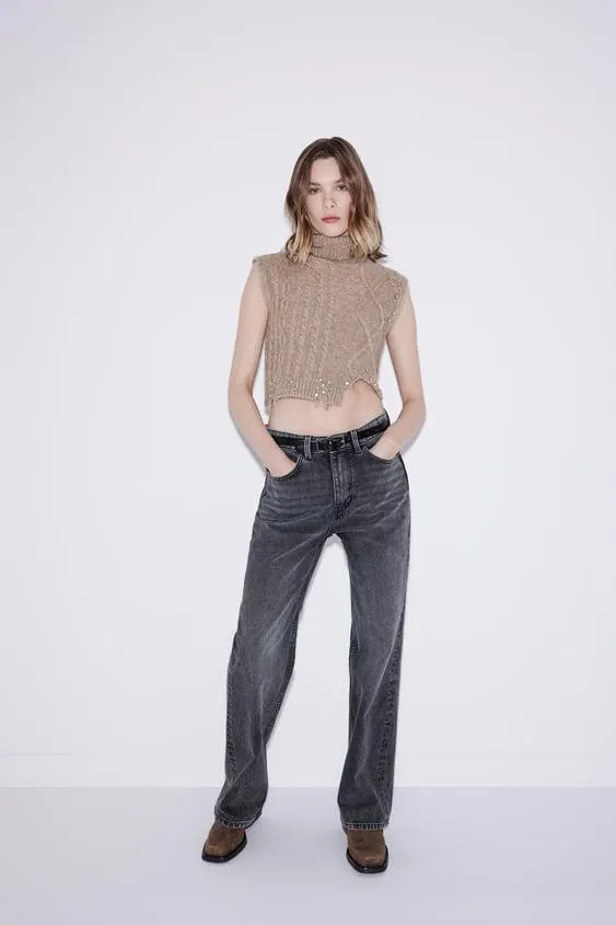 CROPPED KNIT VEST WITH RHINESTONES
