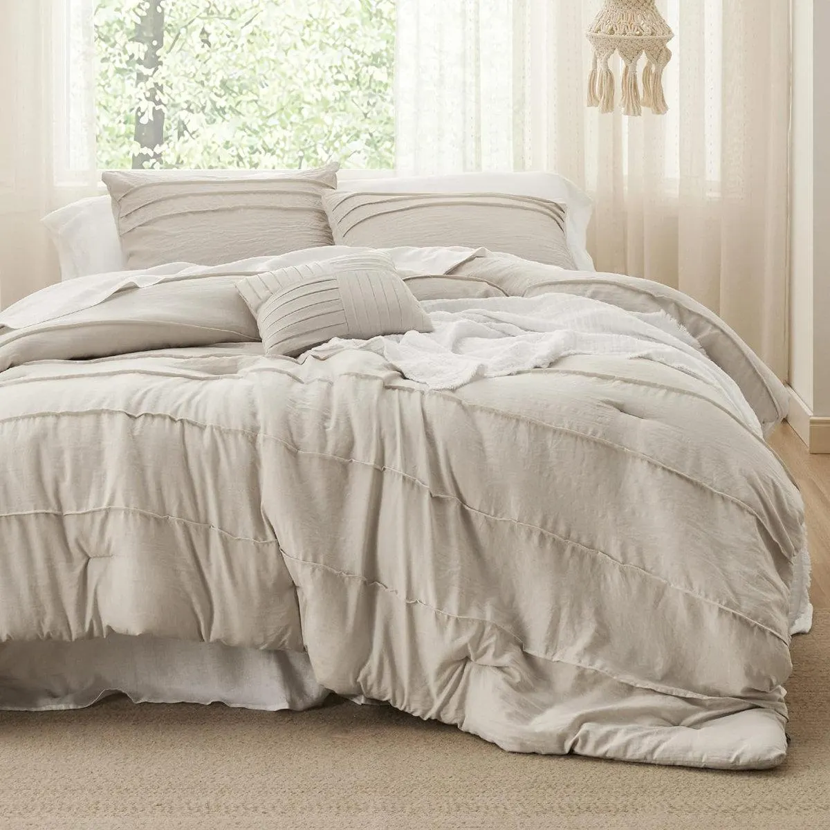Bedsure Pinch Pleat Polyester Comforter Set
