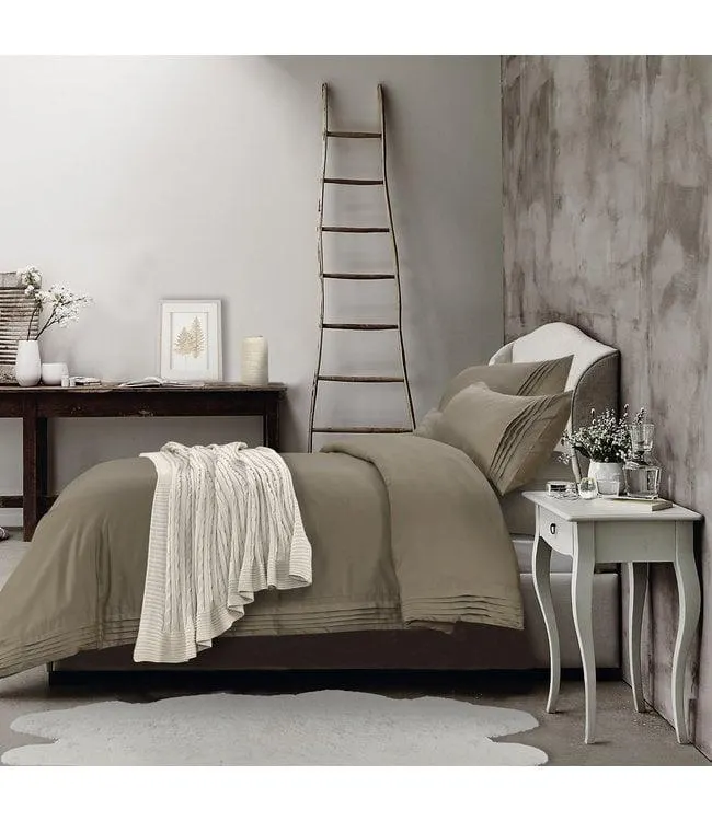 LAUREN TAYLOR HOTEL PLEATED 320TC COTTON/TENCEL DUVET COVER SET