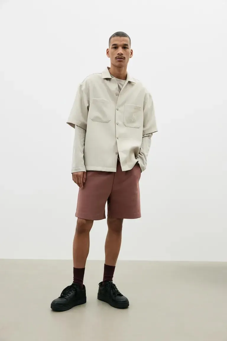 Σορτς Regular Fit από ύφασμα φούτερ