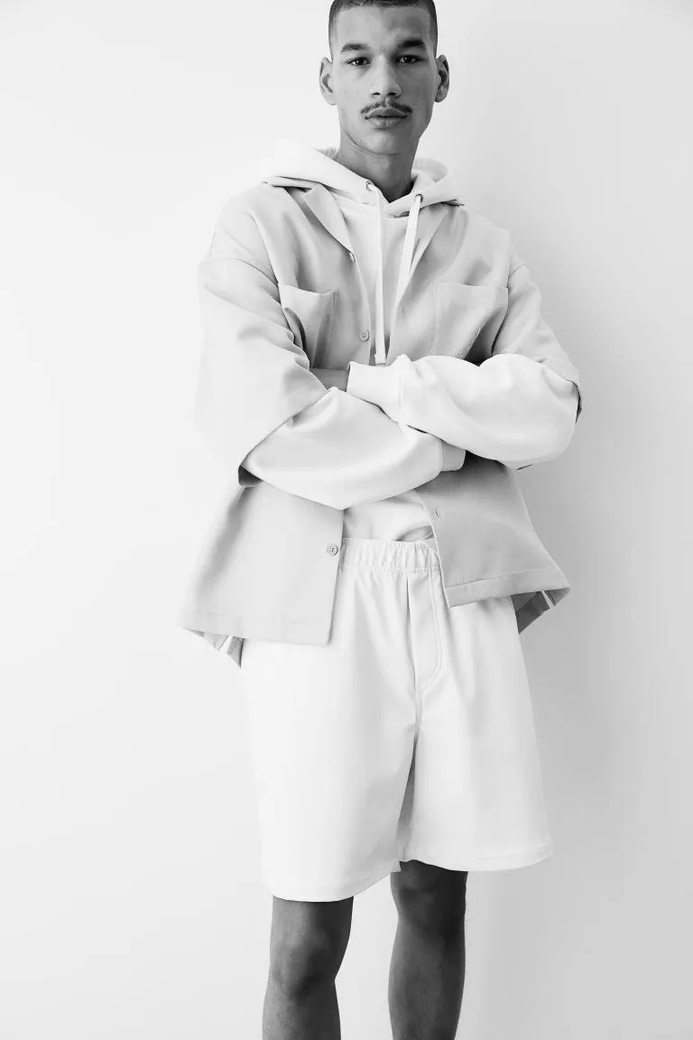 Σορτς Relaxed Fit με ειδική επεξεργασία