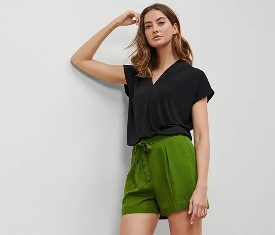 Blusenshirt mit V-Ausschnitt