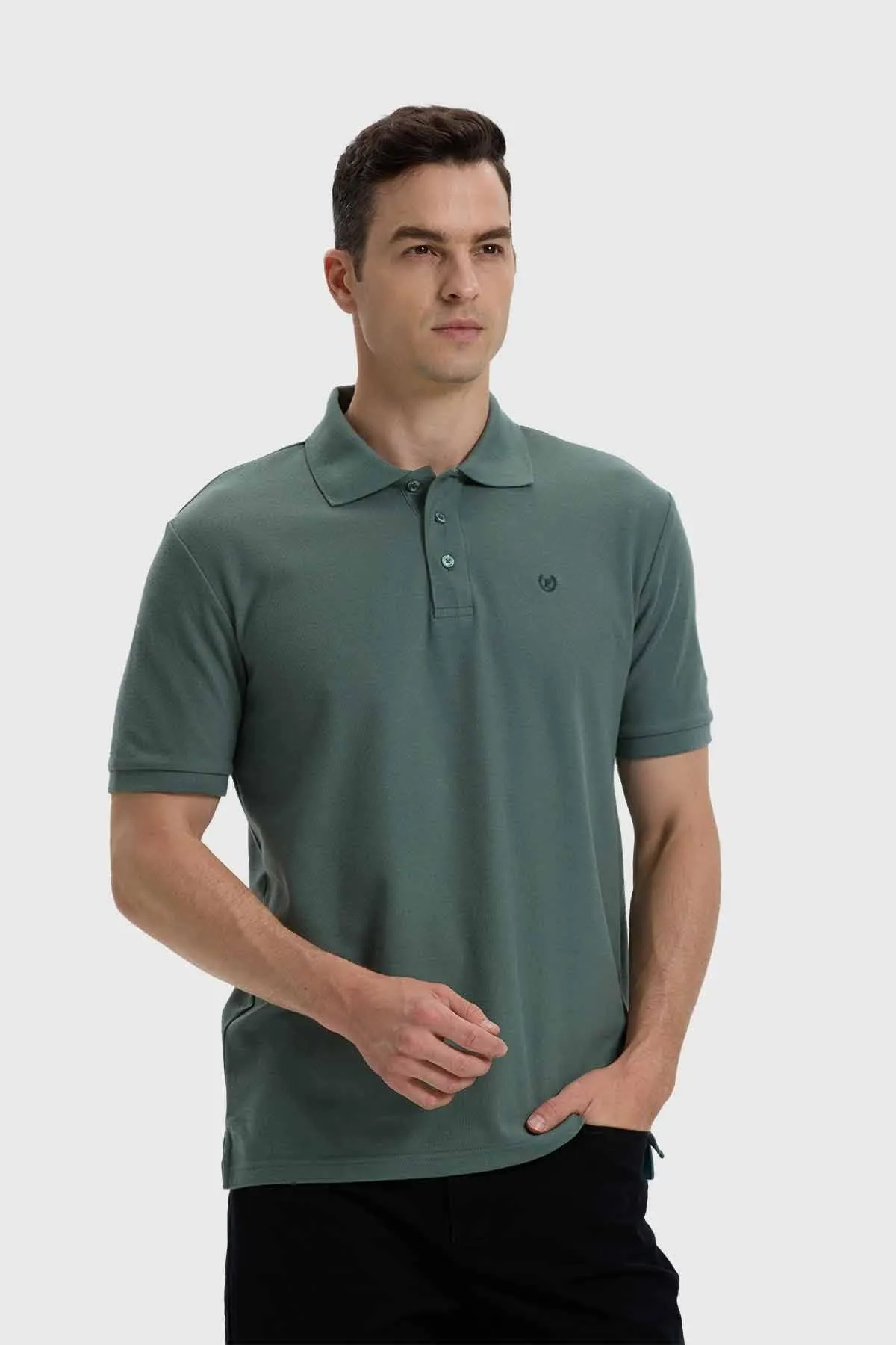 Polera Hombre Con Logo Verde