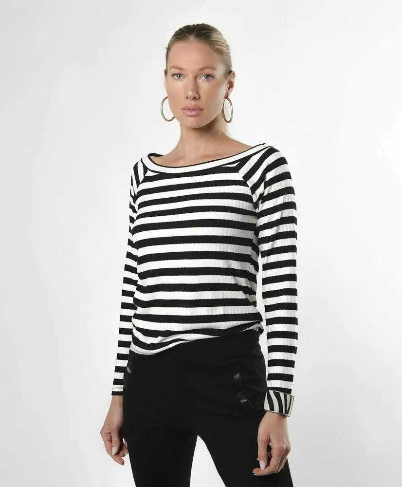 Polera mujer líneas cuello ancho