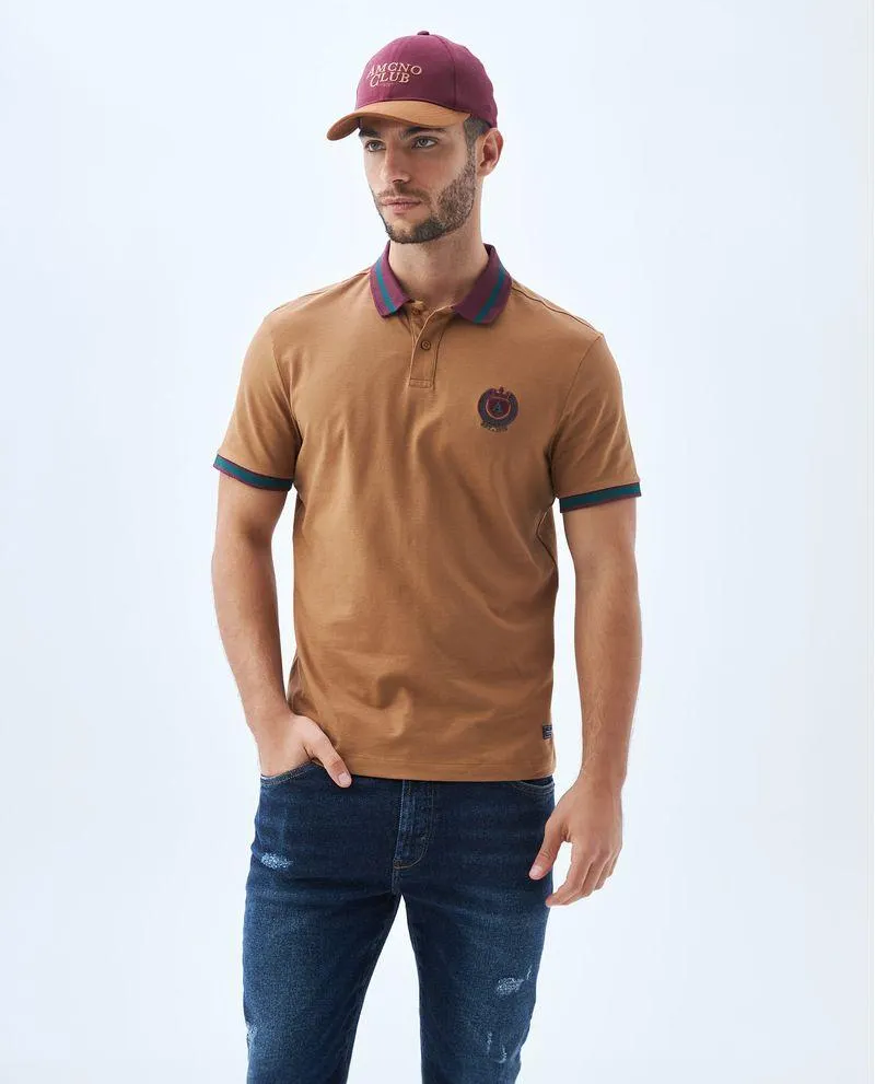 Polo con mini bordado decorativo para hombre