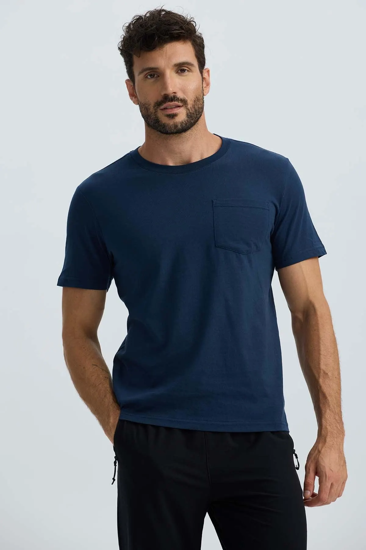 Polera Hombre Básica Con Bolsillo Azul Marino