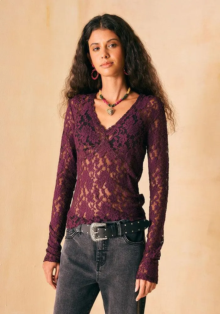 Polera basica de encaje