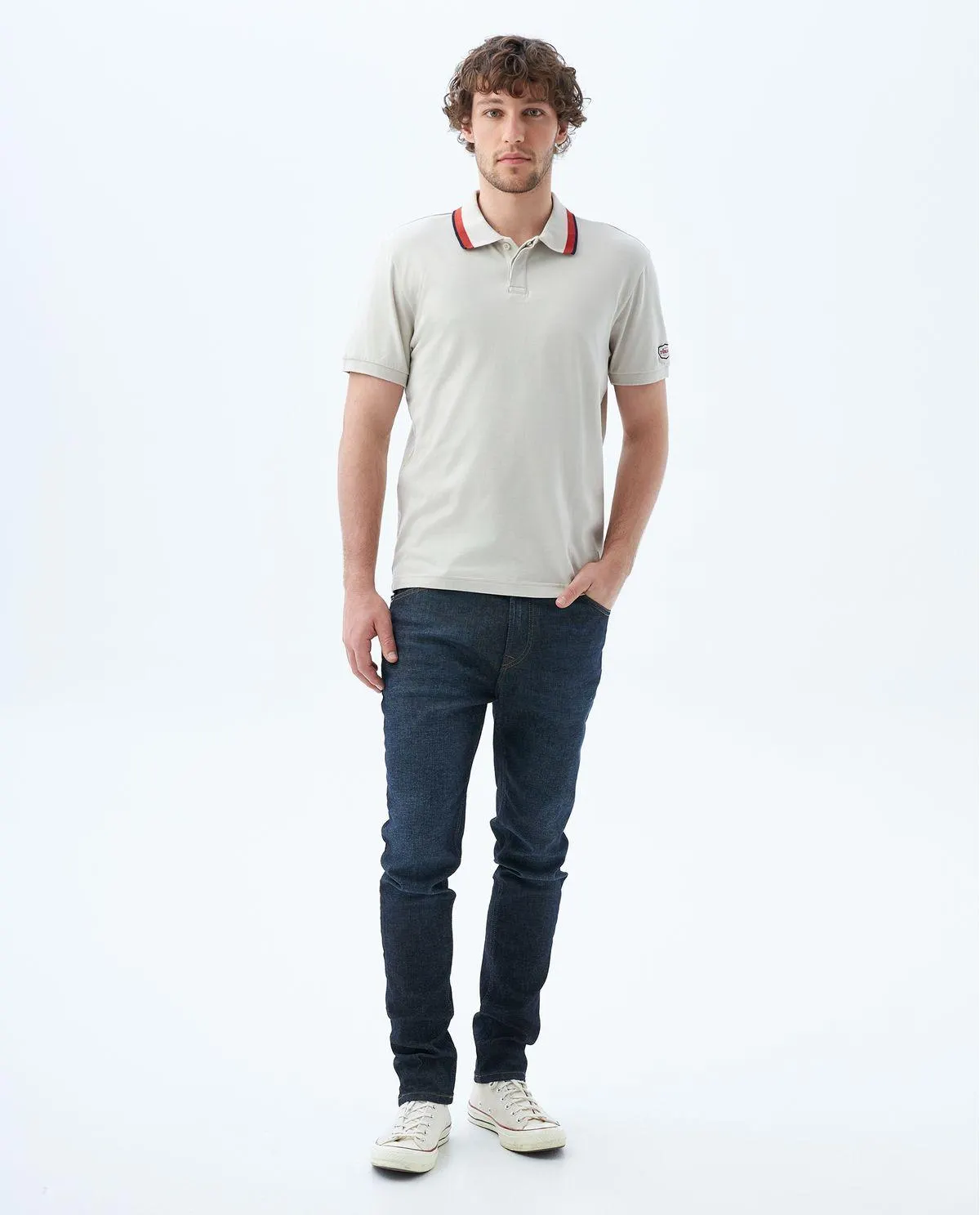 Polo con cuello y puños tejidos para hombre