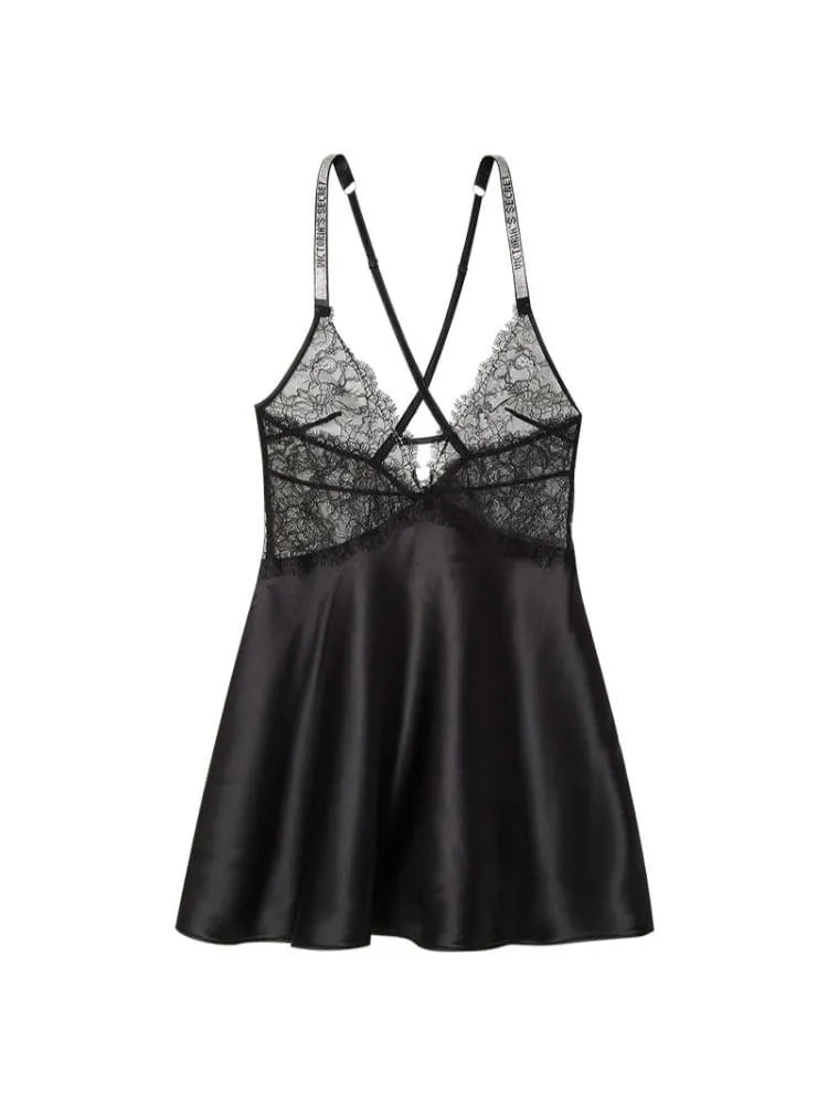 Pijama Camisón de Satén Negro y Tiras Brillantes