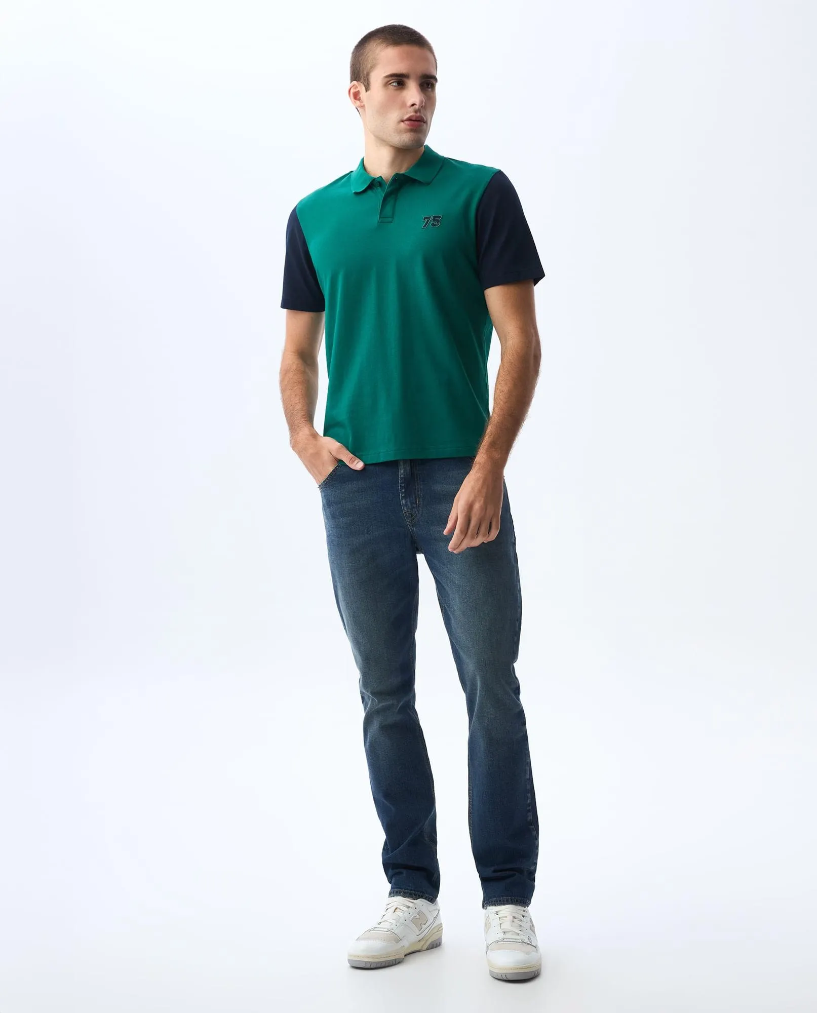 Polo con mangas al contraste para hombre