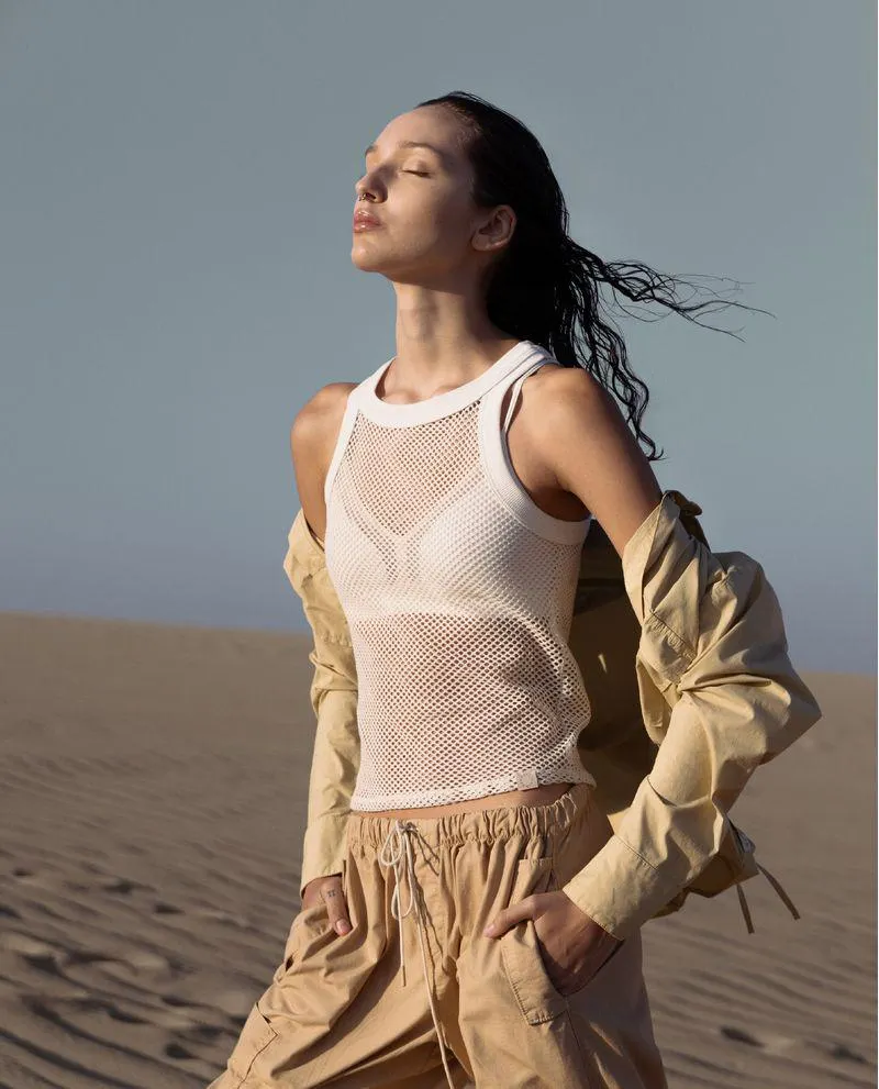 Camiseta manga sisa para mujer