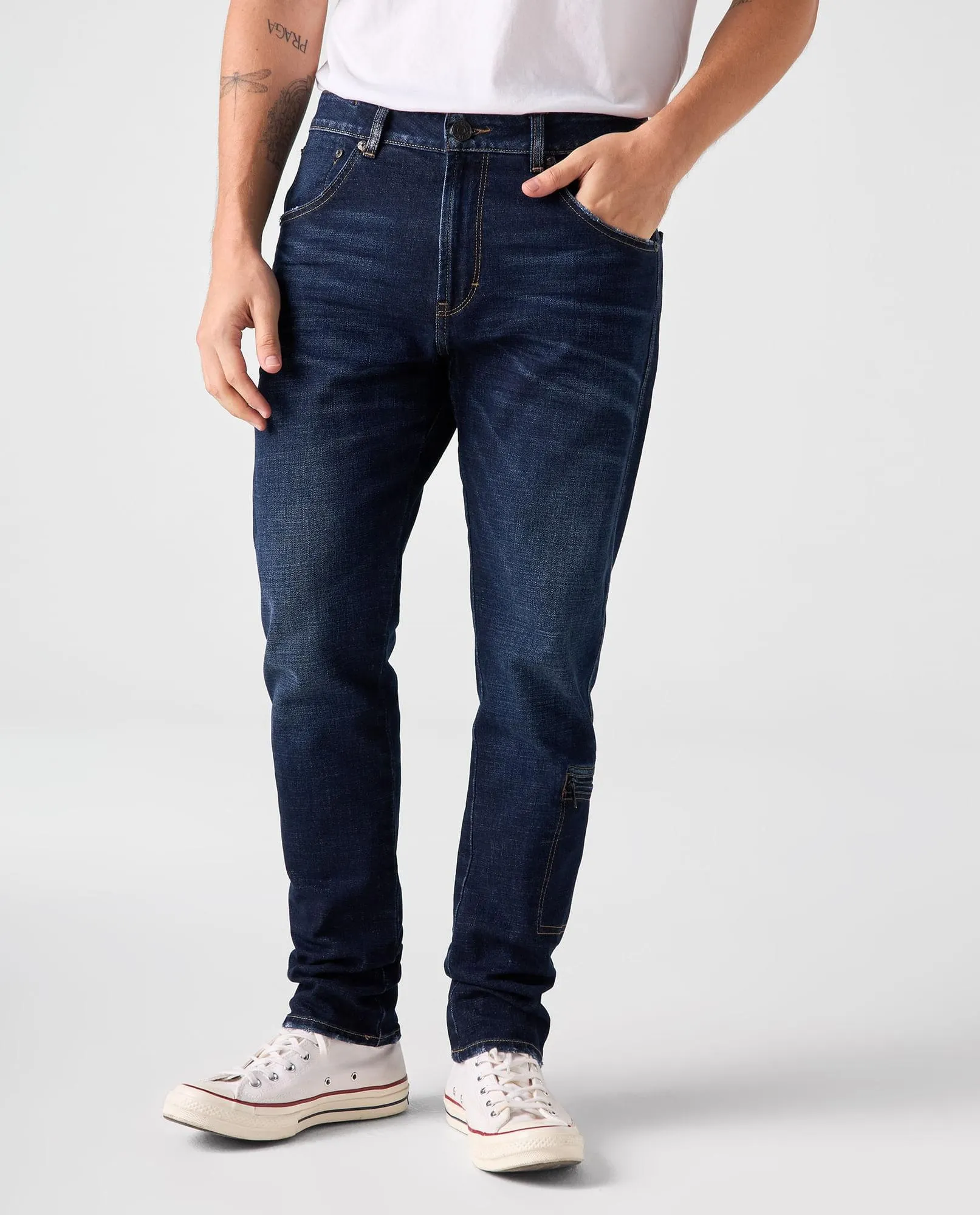Jean Relaxed con rotos localizados para hombre